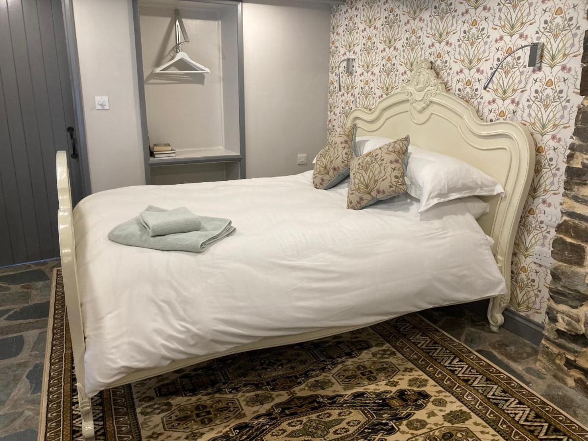 Plymouth Inn Okehampton Ngoại thất bức ảnh