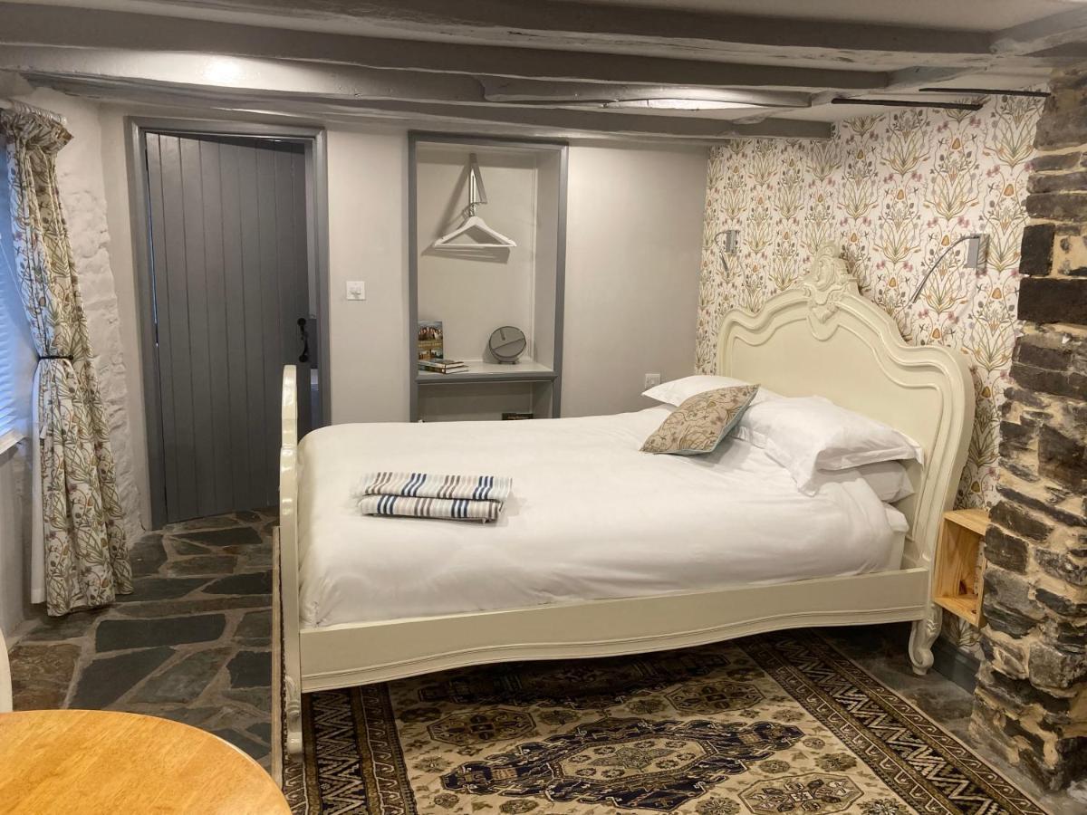 Plymouth Inn Okehampton Ngoại thất bức ảnh