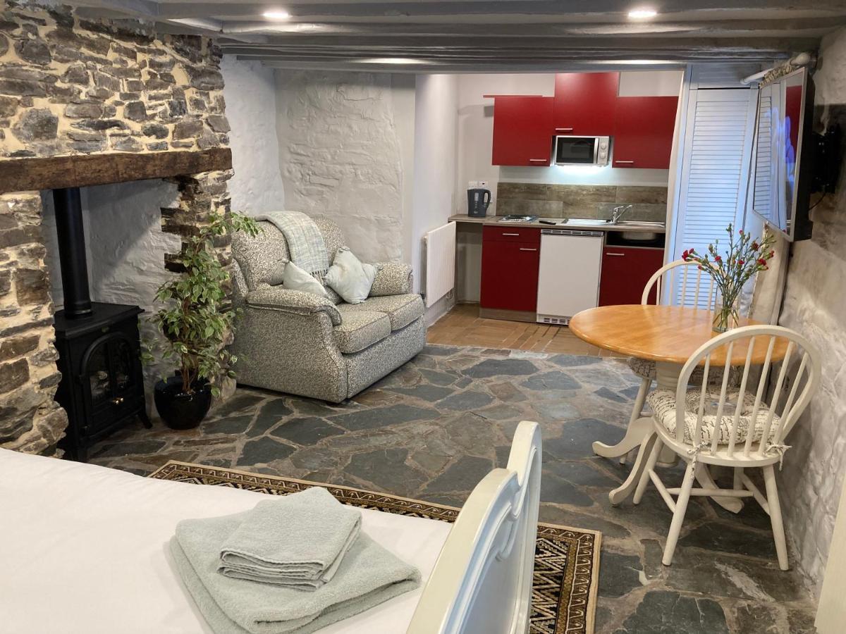 Plymouth Inn Okehampton Ngoại thất bức ảnh